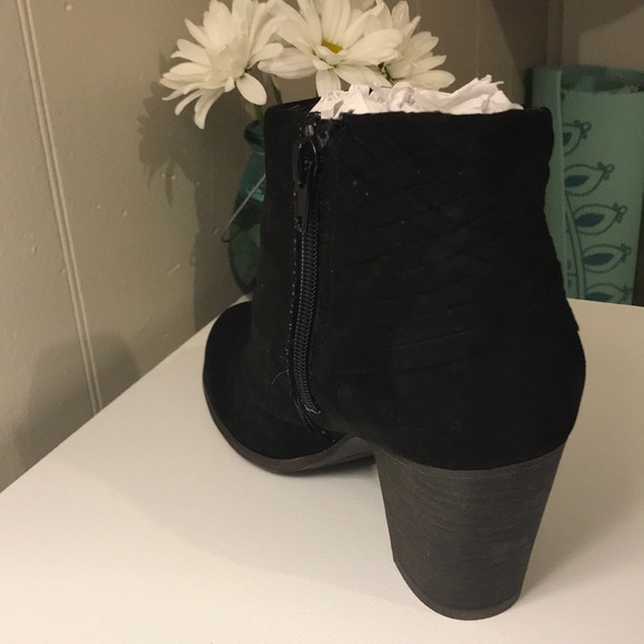 ‼️S0LD‼️Fergalicious Cupid Ankle Boot - Picture 3 of 8